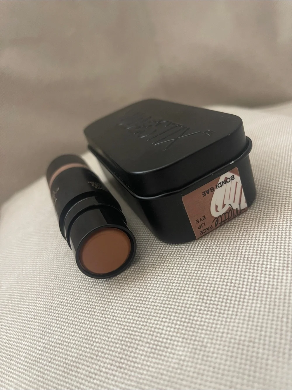 NUDESTIX Bondi Bae Bronzer Stick